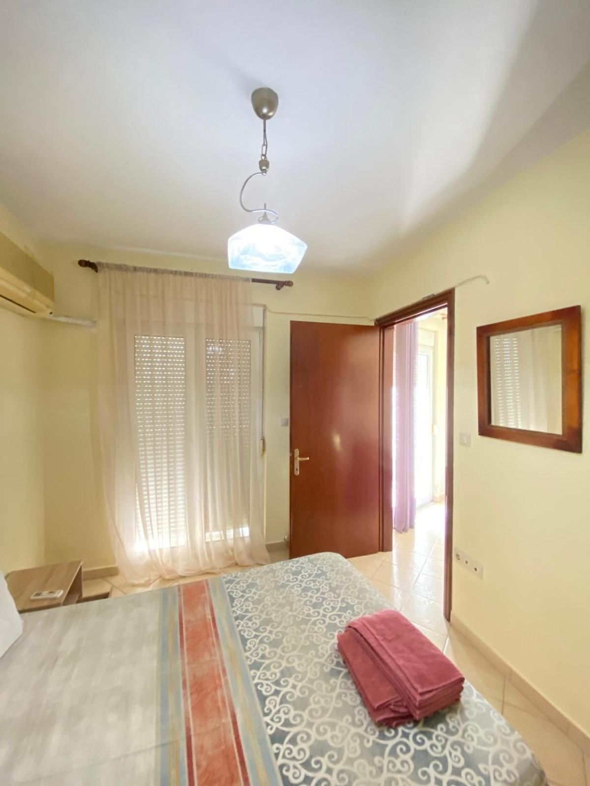 Σοφιτα Φερεσ Apartment Pherrai Exterior foto